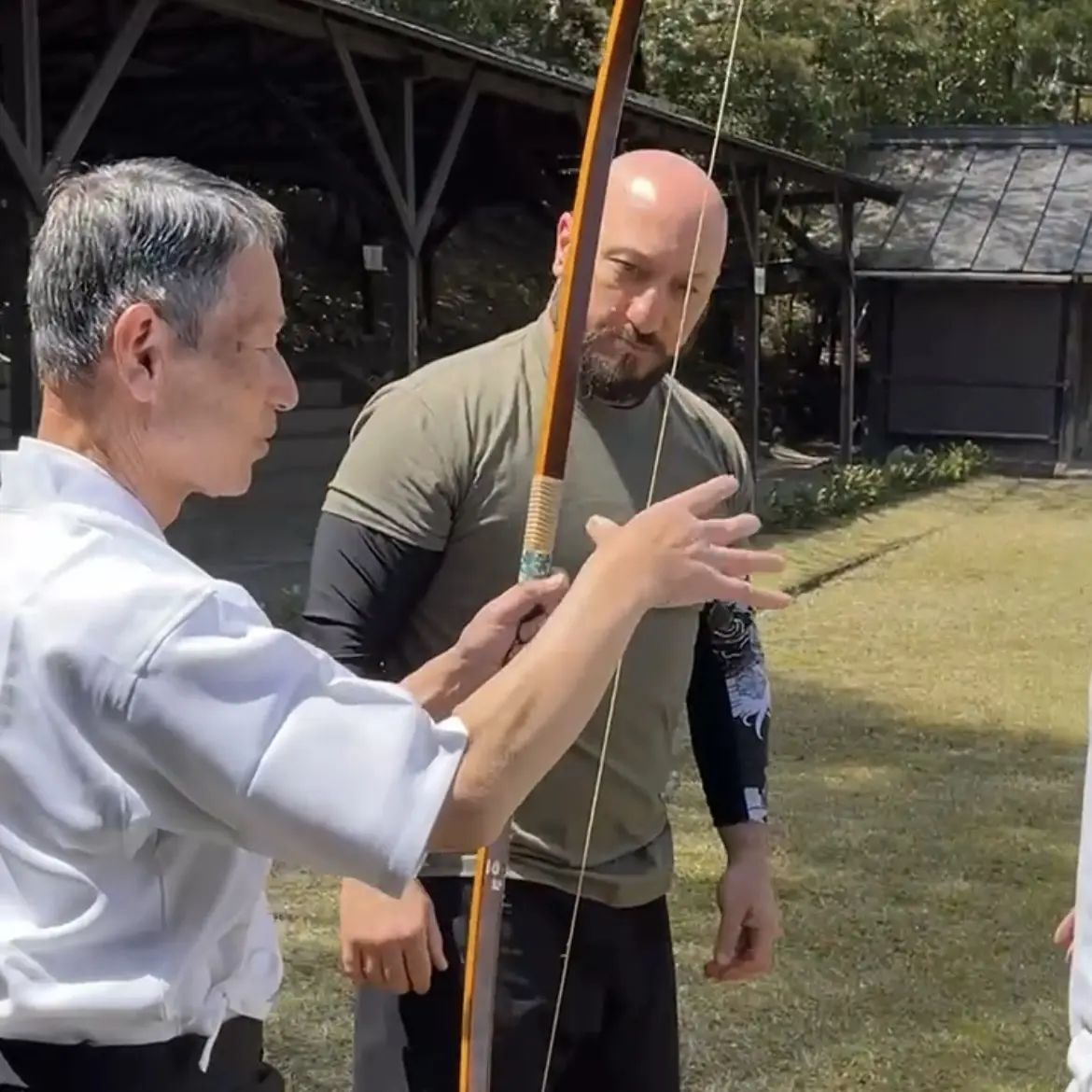 Olgun is learning about Yumi (Japanese long bow) in Mie Prefecture Japan from Urano Yuji Sensei [7th Dan Kyudo]